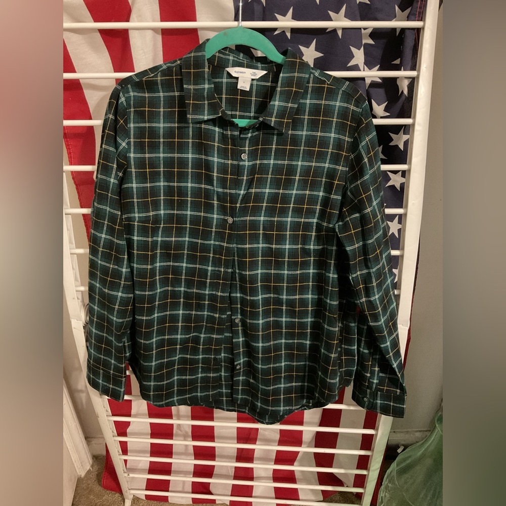Old navy plaid button down